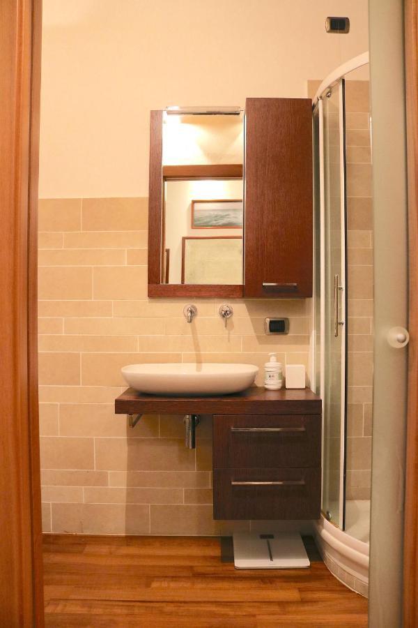 Charming Apartment In The Navigli District - 4 People Milan Extérieur photo